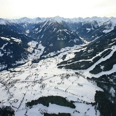Hotel Burgfellnerhof - Adults Only 4*