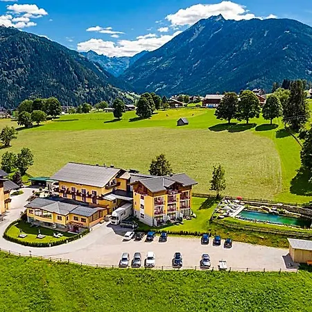 Hotel Der Burgfellnerhof - Adults Only 4*